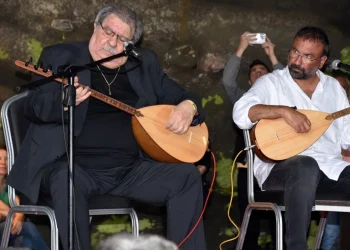 Arif Sağ'a Sevgi, Barış ve Dostluk Ödülü Verildi