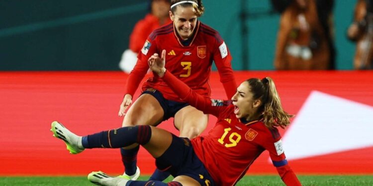 FIFA Kadınlar Dünya Kupası’nda ilk finalist belli oldu!