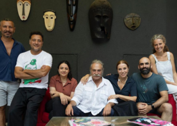 20 yıl sonra aynı sahneyi paylaşacak olan eski eşler Zuhal Olcay ve Haluk Bilginer'den ilk kareler geldi