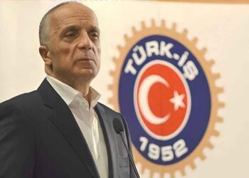 Türk-İş: Kıdem tazminatına dokunan yanar