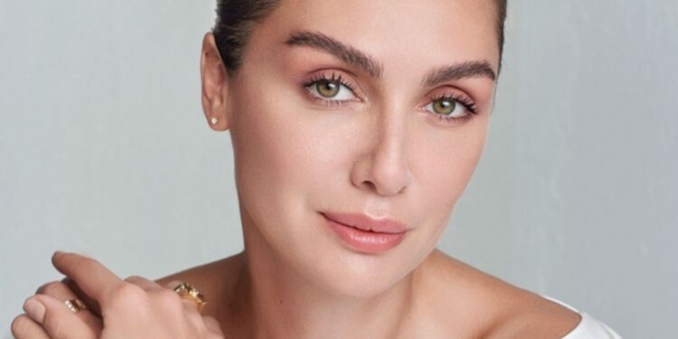 Birce Akalay’dan ‘Bir Derdim Var’ için veda mesajı: ‘Keşke daha uzun soluklu olabilseydi!’