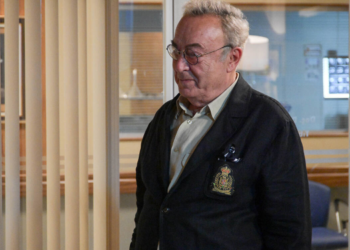 Akciğer kanseriyle mücadele eden oyuncu Mehmet Ulay, vefat etti