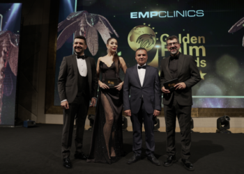 Altın Palmiye Ödülleri sahiplerini buldu! Yıldızlar geçidine dönen gecede Haberler.com ödülün sahibi oldu