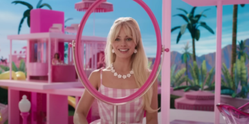 Barbie filmi, ayna anda vizyona giren Oppenhiemer'ı gişe hasılatında ikiye katladı