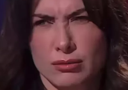 'Botoksum yok' diyen Nefise Karatay'a Demet Akalın'dan bomba yorum! Resmen ifşa etti