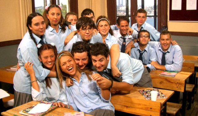 Bu da bizim Barbie'miz! Hayat Bilgisi'nin 'Barbie Gamze'si İpek Erdem'in son hali şaşırttı