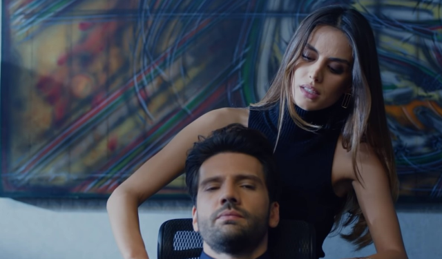 Çağla Demir, eski rol arkadaşı Kaan Urgancıoğlu'nu başrol olduğu Yargı'ya dahil oldu