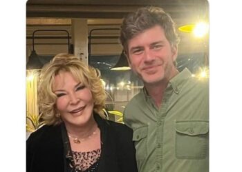 Devlet Opera ve Balesi Genel Müdürü olan Tan Sağtürk'e ünlü isimlerde tebrik yağdı