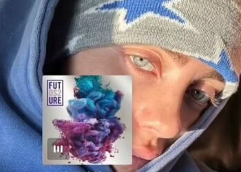 Dünyaca Ünlü Şarkıcı Billie Eilish, tarifeli uçakta görüntülendi