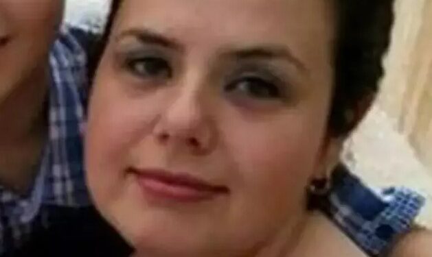 Ebru Gündeş'in yıllardır görüşmediği kız kardeşi ortaya çıktı