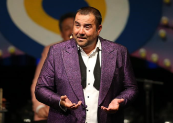 Ekmek yemeyi bırakarak 22 kilo verdi! İşte Ata Demirer'in son hali