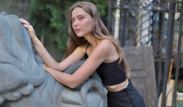 Genç oyuncu Elçin İrem Zehra, Kardeşlerim dizisinin kadrosuna dahil oldu