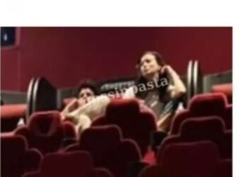 Güzel oyuncu Müjde Uzman ile Birand Tunca baş başa sinemada görüntülendi