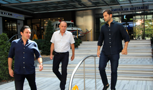 Hacı Sabancı, tekne kazası geçiren Ali Sabancı ve eşi hastanede ziyaret etti