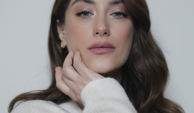 Hazal Kaya, kendisine hakaret ve küfür eden şahıs hakkında uzaklaştırma kararı aldırdı