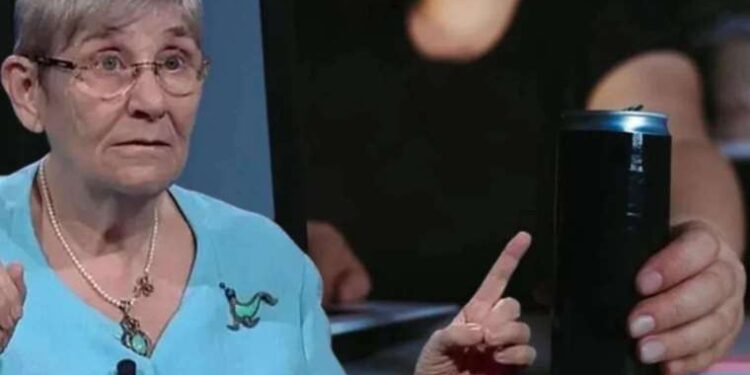 Bu meşrubatı sakın içmeyin, bağışıklık sistemini paramparça yapıyor! Canan Karatay ısrarla uyardı