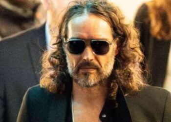 İngiliz komedyen ve aktör Russell Brand’e yönelik suçlamalar neler?