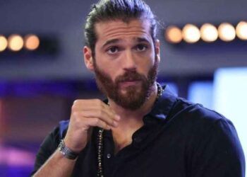 Ünlü oyuncu Can Yaman’ın acı günü: Apar topar İstanbul’a geldi