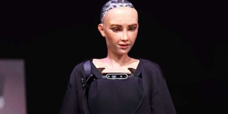 Cevabı gündem oldu: Mevzular Açık Mikrofon’da Robot Sophia’ya ‘Kılıçdaroğlu’ sorusu