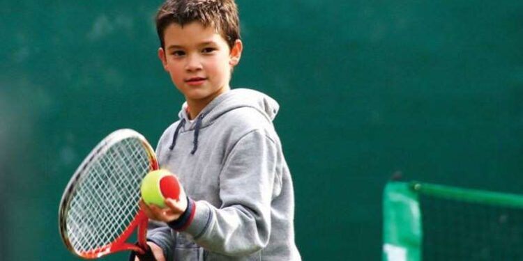 Çocuklarda spor öncesi muayene önemli