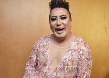 Murat Övüç’ün ‘Kadınlar Matinesi’ programına yasak: ‘Milli ve manevi değerlere aykırı!’