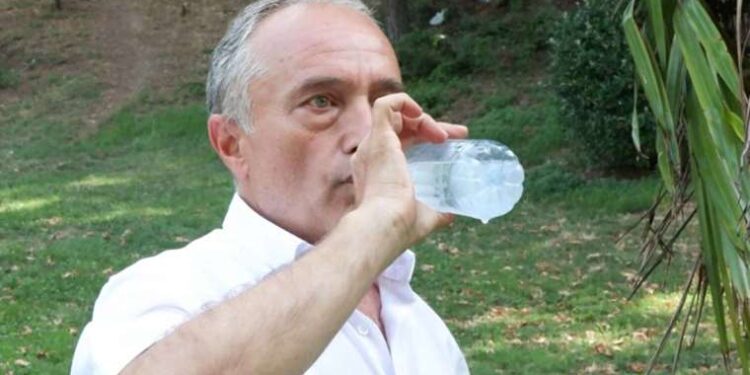 65 yaş üstü için uyarı: ‘Susadığını hissetmeyebilirler’