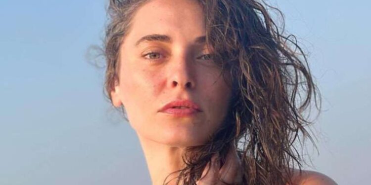 Aslıhan Gürbüz’den ‘Evlenip iki çocuk yapmalısın’ diyen takipçisine sert yanıt