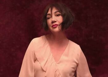 Nazan Öncel apar topar hastaneye kaldırıldı