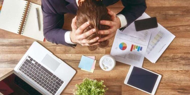 Sosyal anksiyete bozukluğunun 6 belirtisine dikkat