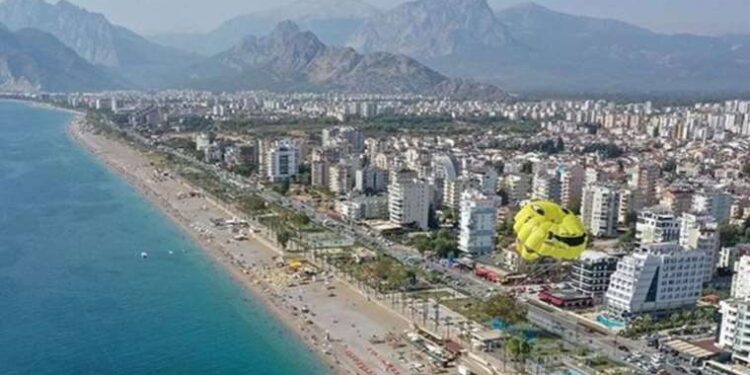 Antalya Ticaret ve Sanayi Odası bakanlığa taşıdı: Turizmde ‘günübirlik’ ev sorunu
