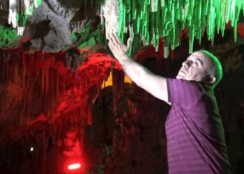 Kel çoban rivayeti ülke sınırlarını aştı: Saçıyla sorunu olan bu mağaraya koşuyor