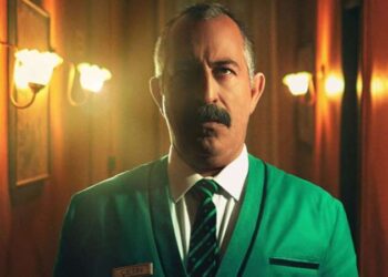 Cem Yılmaz yeni filmi ‘Do Not Disturb’ün fragmanını paylaştı