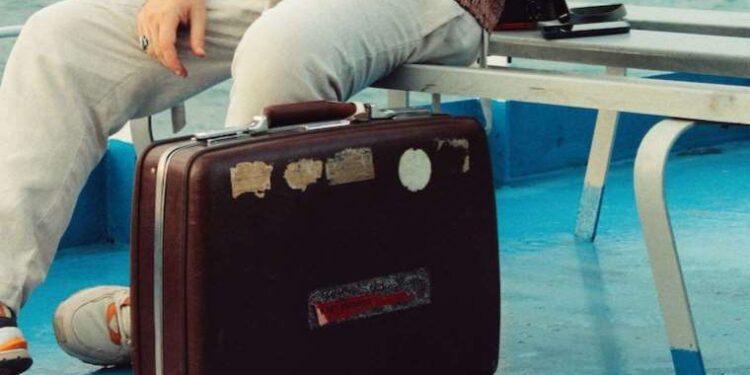Uçakla seyahat edenler dikkat: Valizinizi vermeden önce fotoğrafını çekin