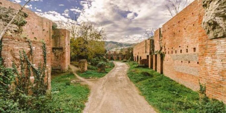 1800 yıllık su perisi heykeli bulundu… Amasra Müzesi’nde sergilenecek!