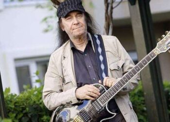 Erkin Koray’ın 1 yıl önceki paylaşımı gündem oldu