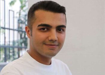 Kanseri yendi: Hastayken hayal ettiği okulu kazandı