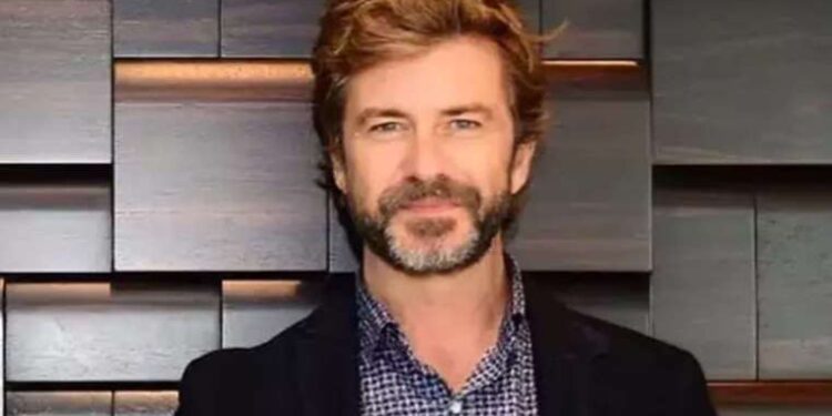 Devlet Opera ve Balesi Genel Müdürü Tan Sağtürk kimdir? Tan Sağtürk kaç yaşında, nereli, evli mi?