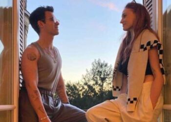 Evlilikleri herkesi imrendiriyordu: Boşanıyorlar!