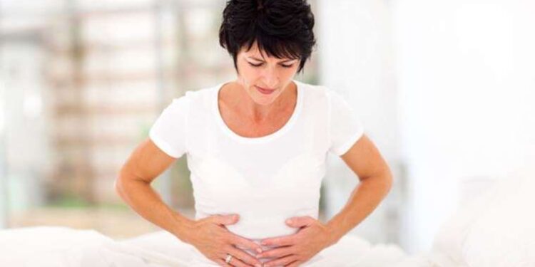 Mucizevi içecek! Bir bardağı gaz sancısını kesiyor!