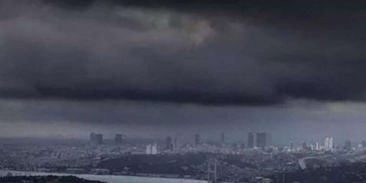 Süper hücre nedir? Süper hücre nasıl oluşur? Süper hücre tehlikeli mi? Süper hücre nerelerde görülür?