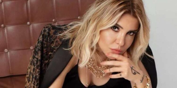 Gülben Ergen ‘bankada olay çıkardı’ iddiasına ateş püskürdü: ‘Kamera kayıtlarıyla belgeleyeceğim’