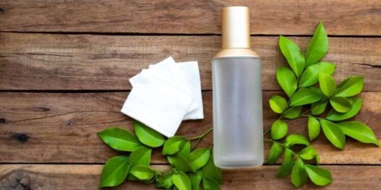 Yıllardır kullanılan bu tonik cildinizi gençleştirecek… Üstelik yarım bardağı yeterli!