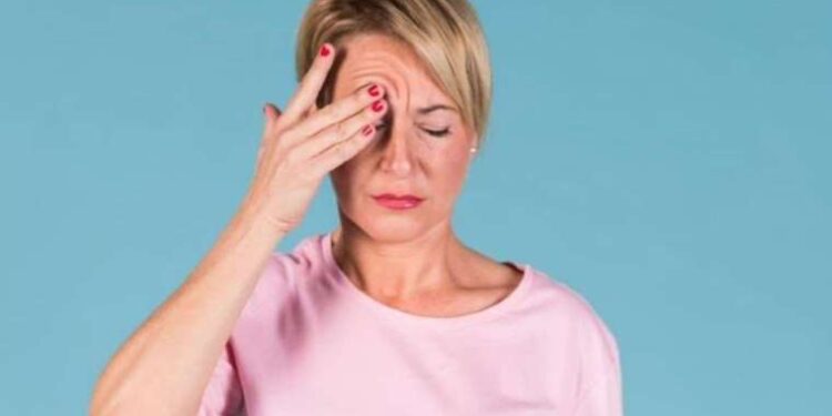 Göz yorgunluğu nedir, neden olur? Göz yorgunluğu belirtileri nelerdir?