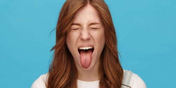 Bir kaşığı yalayın ve poşete koyun! Olanları görünce çok şaşıracaksınız