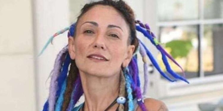 Özlem Tekin kimdir, nereli, kaç yaşında? Özlem Tekin nerede? Özlem Tekin müziği neden bıraktı?