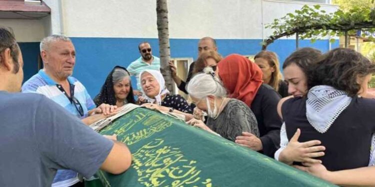 Gölde boğulan ünlü yönetmen Abdulkadir Ceylan Ede son yolculuğuna uğurlandı