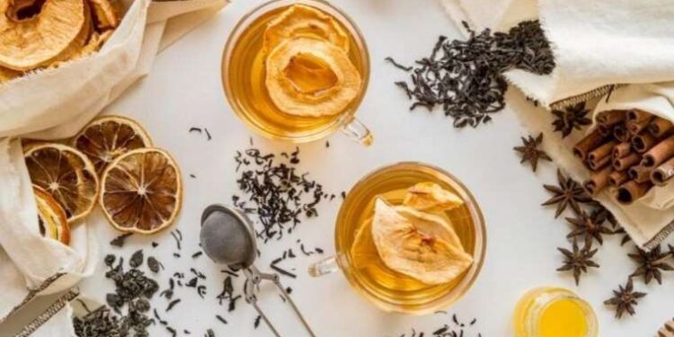 Uzmanlar öneriyor: 1 tatlı kaşığı ile mide rahatsızlıkları yok olacak…
