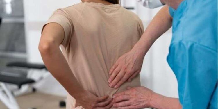 Uzmanlar uyarıyor: Bel ağrısının nedeni aslında gözümüzün önünde!