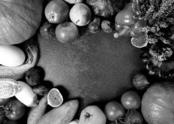 Uzmanlar uyarıyor: Sık tükettiğimiz bazı meyve ve sebzeler potansiyel tehlike içeriyor