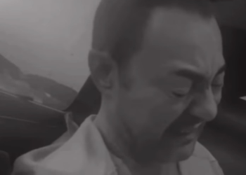 Kendi şarkısını dinleyen Serdar Ortaç, hüngür hüngür ağladı